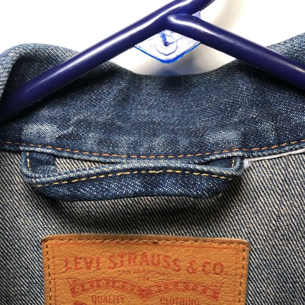 MEN’S VINTAGE LEVIS ORIGINAL RIVETED JEAN JACKET, SIZE M, IN NEW CONDITION - Picture 2 of 10